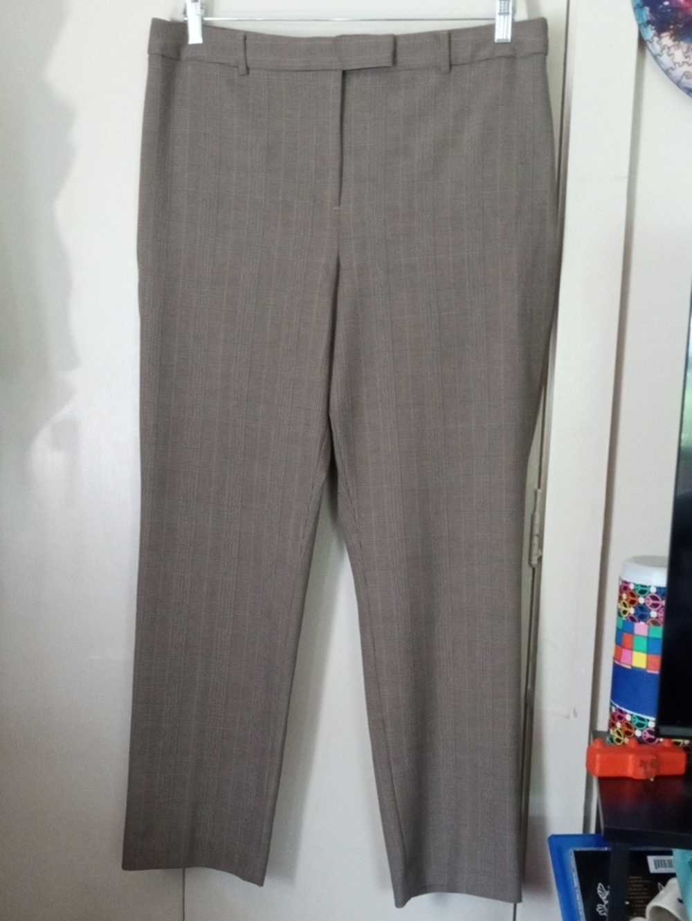 Talbots High Waist Straight Leg Pants in Taupe Plaid 16